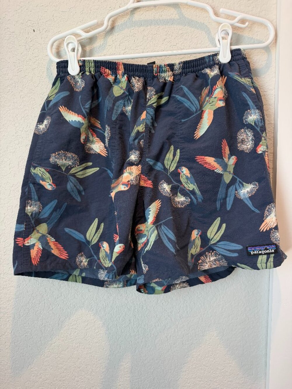 Men's Patagonia Navy Bird Print Bathing Suit Size Medium